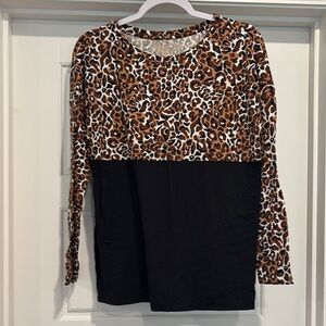 Lilly Pulitzer Long Sleeve Tee Vibrant and Comfortable